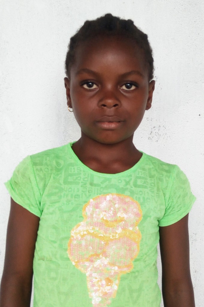 Kindergarten, 10 Years old, Female, Liberia